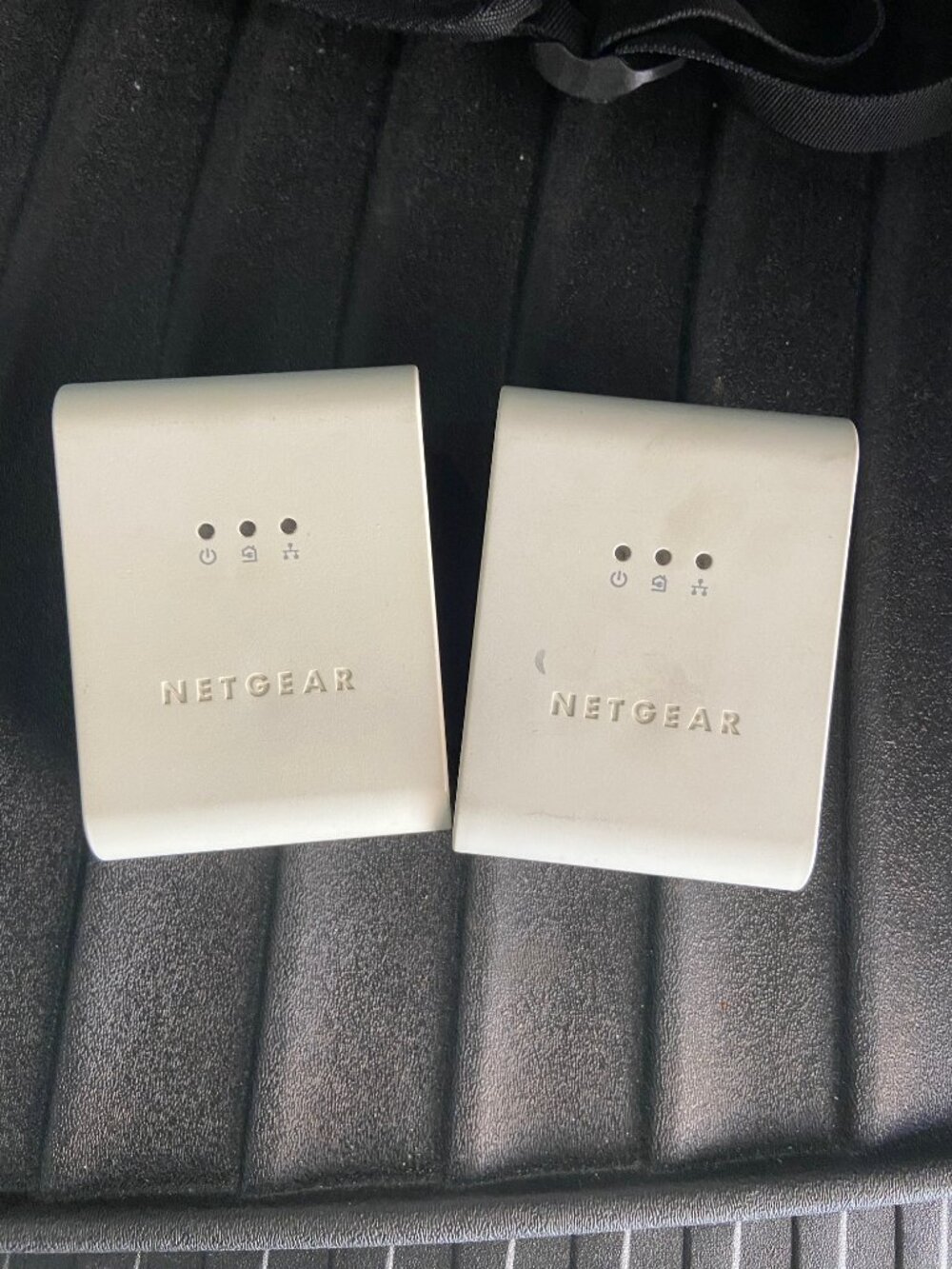 Netgear XE104 85 Mbps Ethernet Adapter